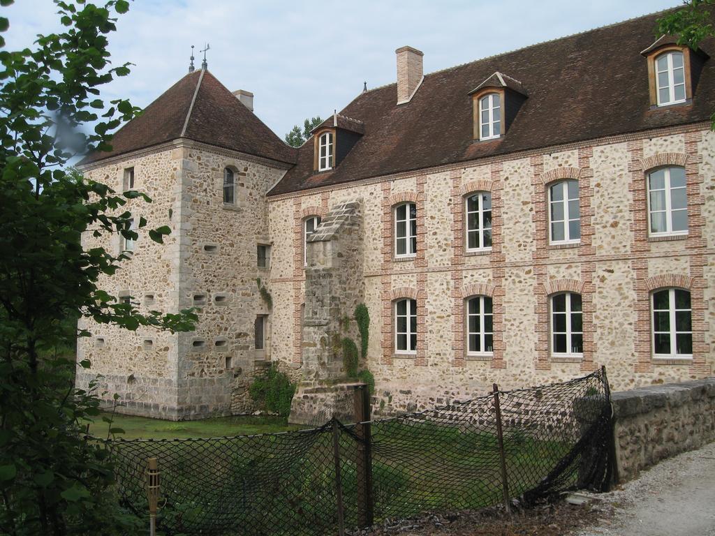 Le Chateau De Mon Pere Villiers-aux-Corneilles Номер фото